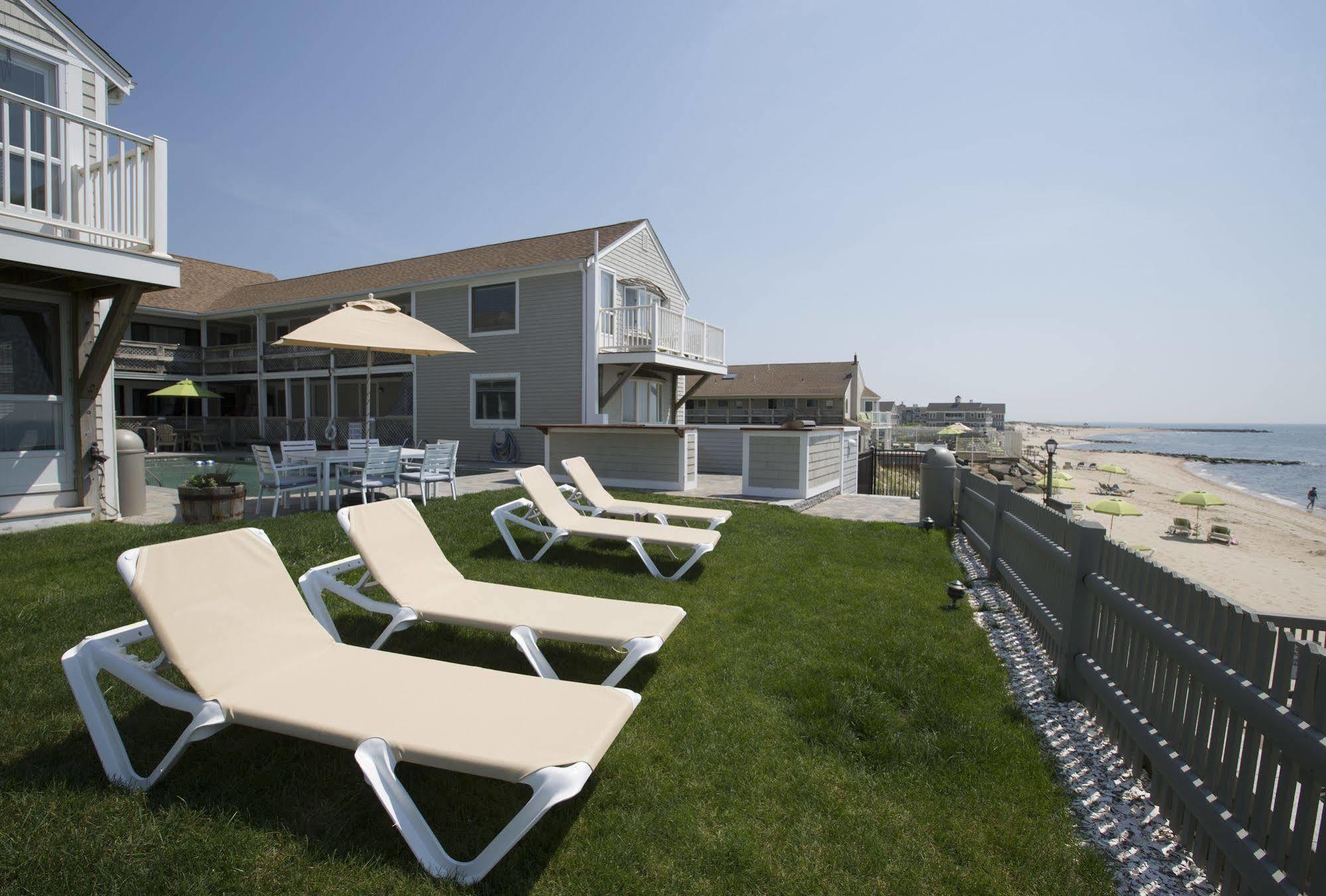 The Corsair & Cross Rip Oceanfront Motel Dennisport Exterior foto